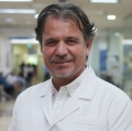 Хирург Yunus Öztürk